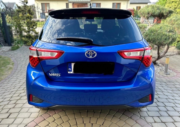 Toyota Yaris cena 58900 przebieg: 39000, rok produkcji 2018 z Sierpc małe 742